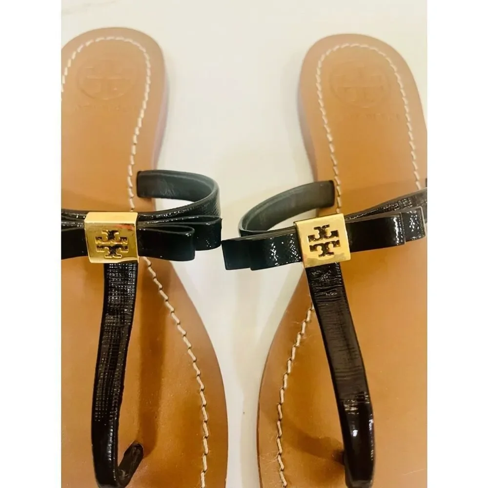 Tory Burch Black Patent Leather Bow Thong Sandals with Gold Logo